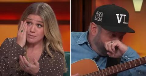 kelly clarkson emotional gath broks pp