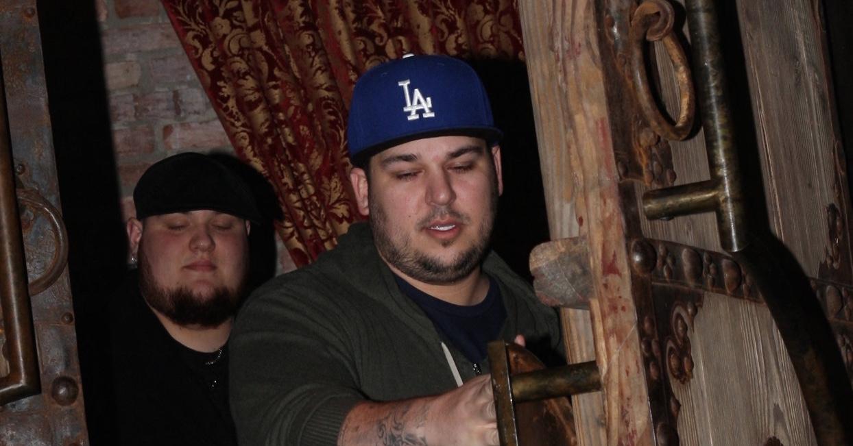 Rob Kardashian Posting Explicit Photos - Walzer Melcher LLP