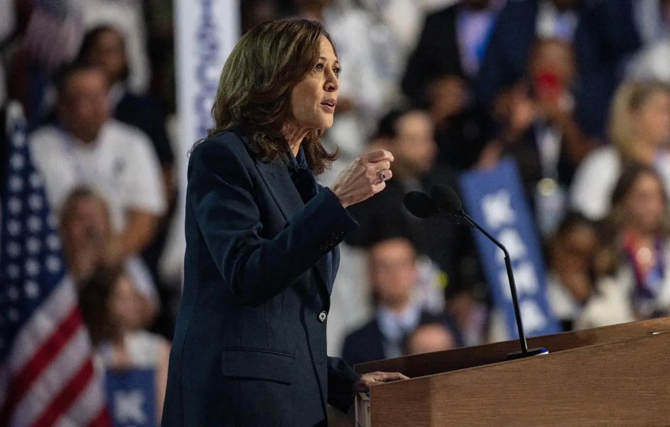 hulk hogan donald trump kamala harris violent remark