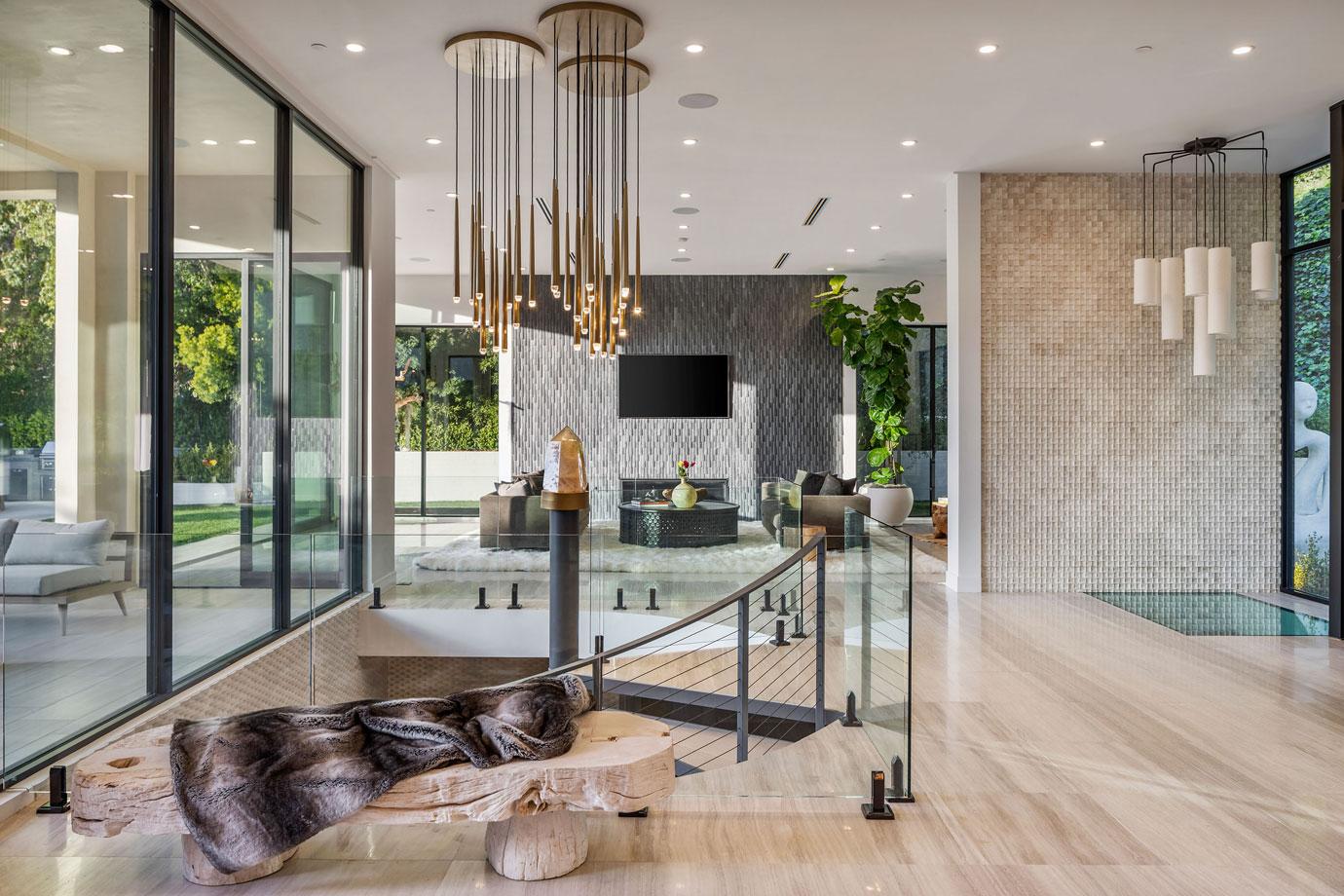 brooklyn beckham and nicola peltz new mansion in beverly hills