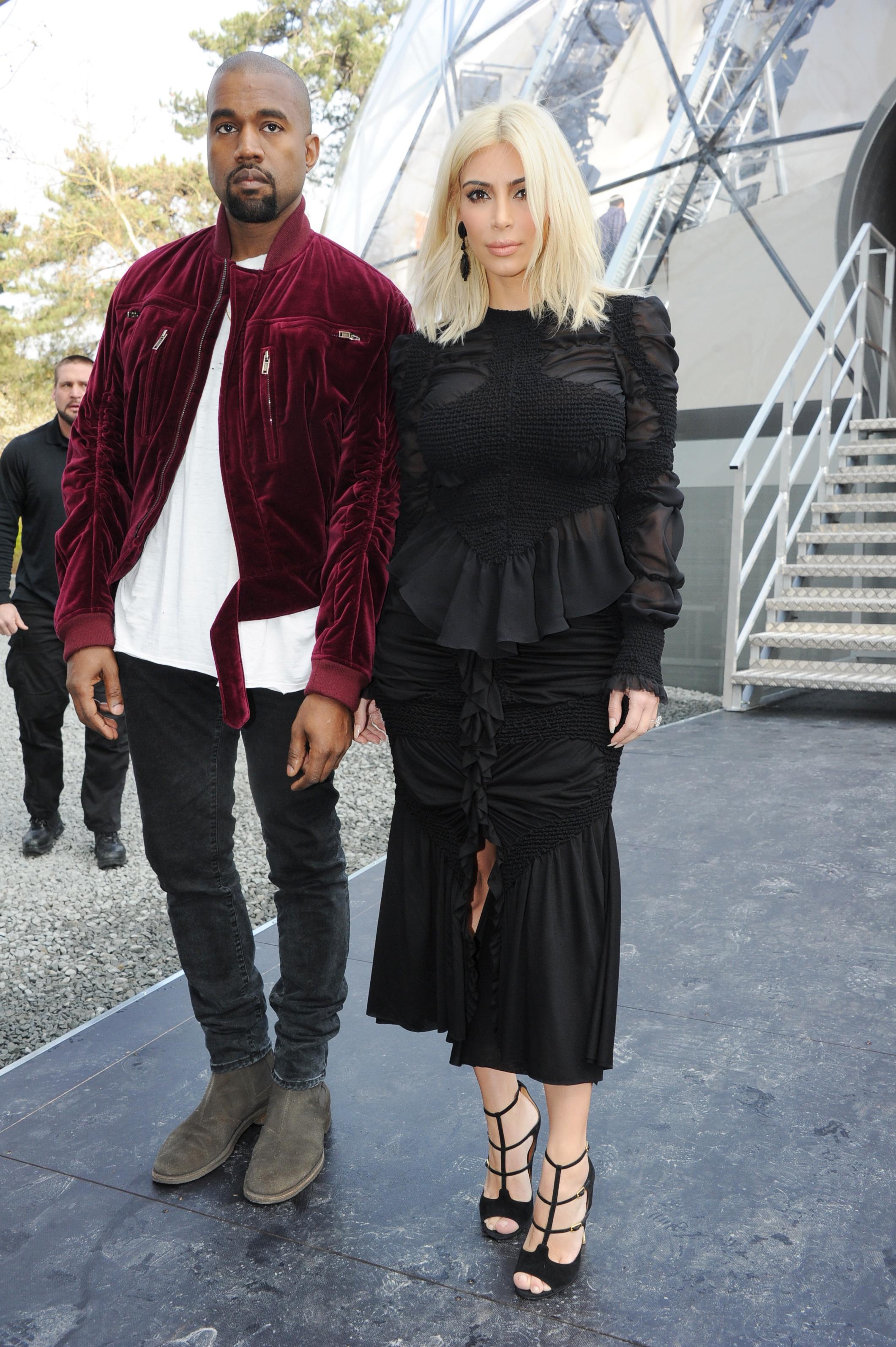 Outside arrivals at the Louis Vuitton fashion show in Paris