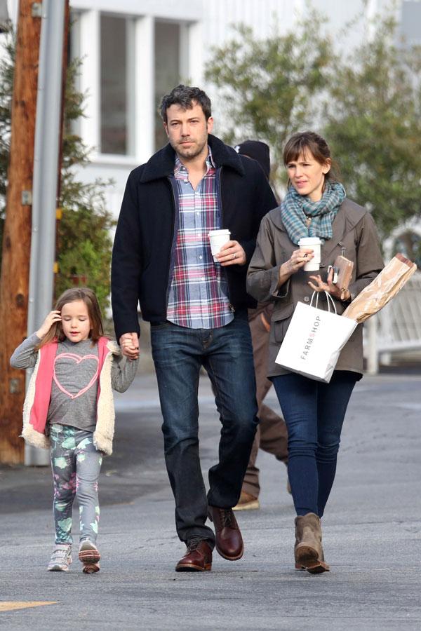 Ben Affleck Jennifer Garner Christmas Plans Getaway Kids