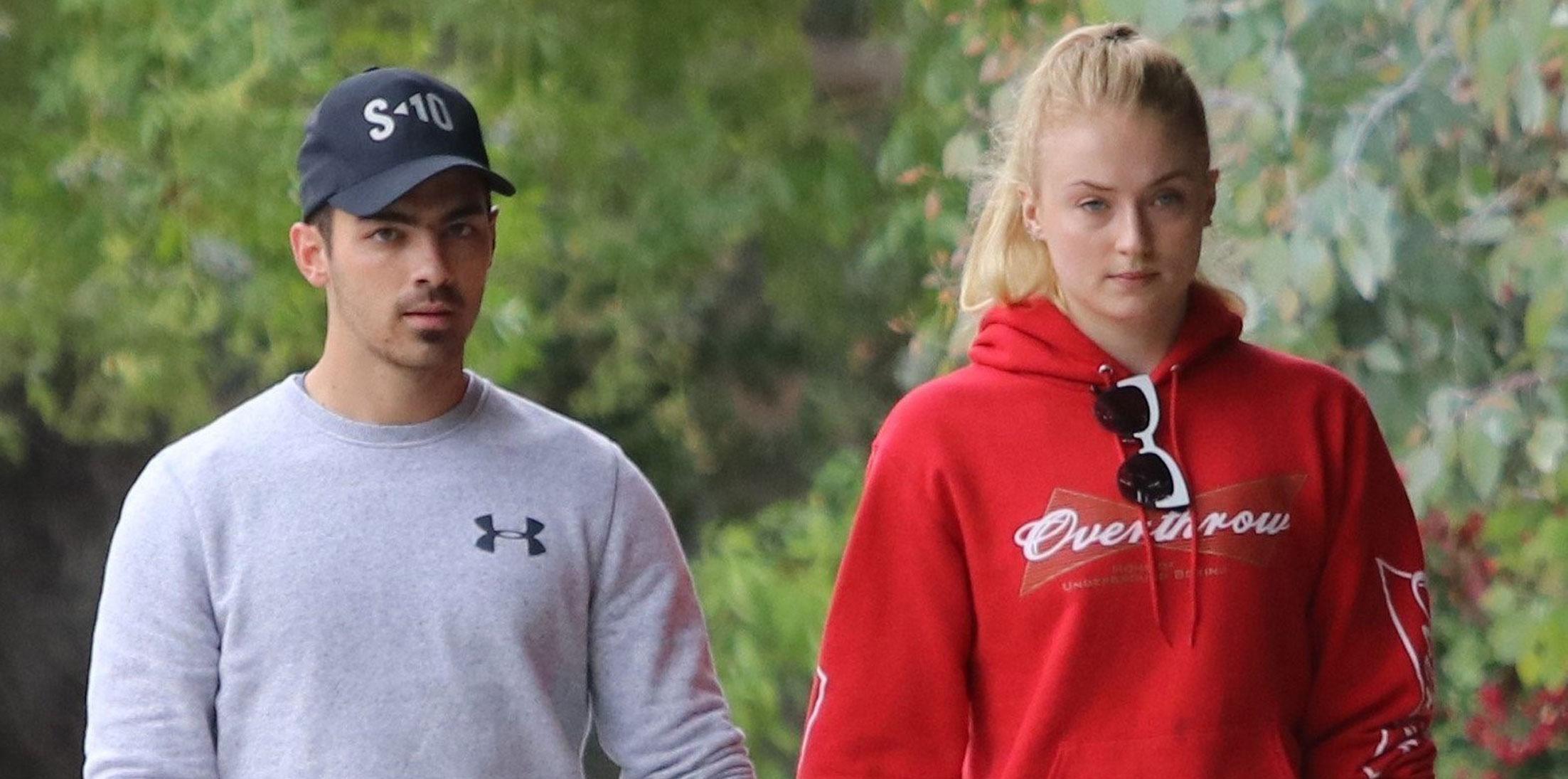 Joe Jonas Girlfriend Sophie Turner Flirty Behavior Long