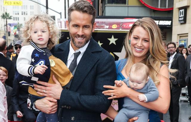 Ryan Reynolds & Blake Lively Don't Use Phones When Bonding With Kids