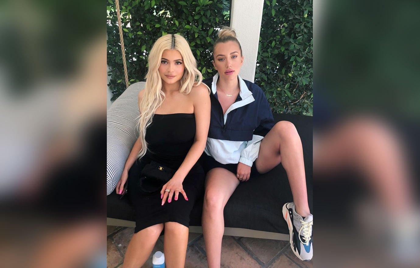 Kylie Jenner And BFF Stassie Photoshop Fail