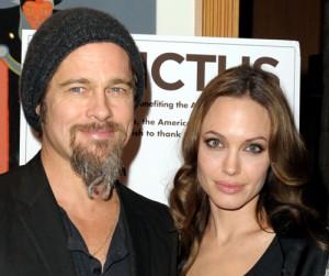 2010__04__Brad_Pitt_Angelina_Jolie_April23newsne 300×300.jpg