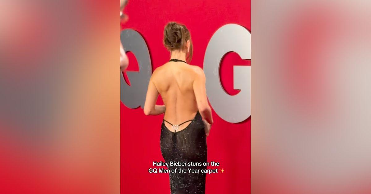 Image of Hailey Bieber flashed her butt on the red carpet.