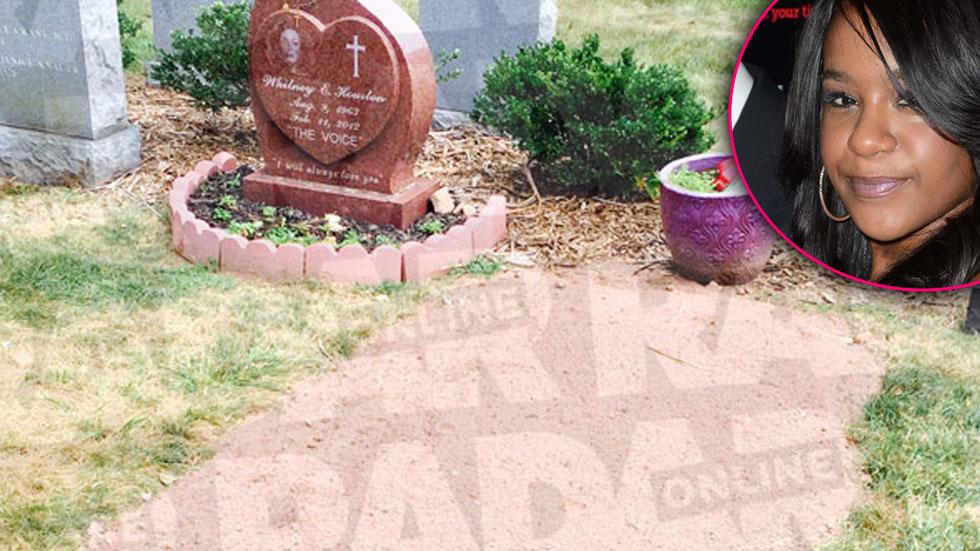 Bobbi kristina brown grave photos splash