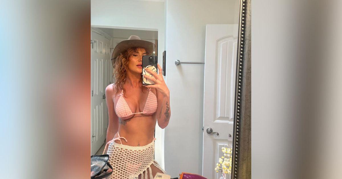 onlyfans annie charlotte causes chaos flashes group