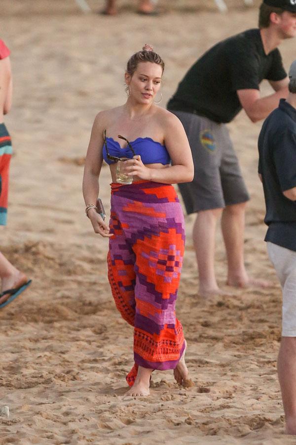 hilary duff bikini family vacation