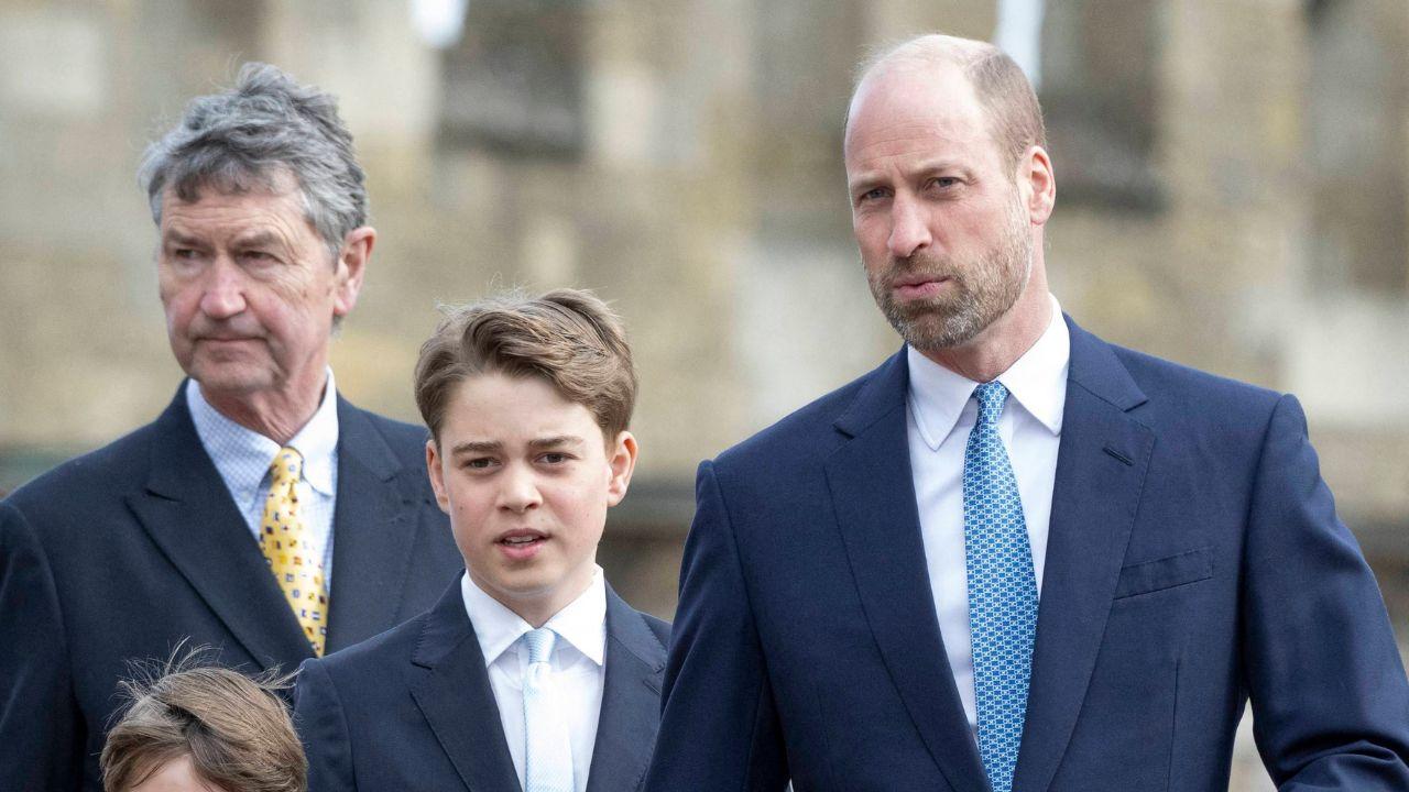 image of royal family