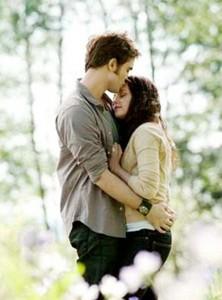 2010__05__Robert_Pattinson_Kristen_Stewart_Eclipse_May17news 222&#215;300.jpg