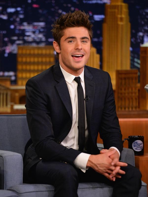 Take 5 Seconds and Watch Zac Efron Do an Adorable Wiggle Dance