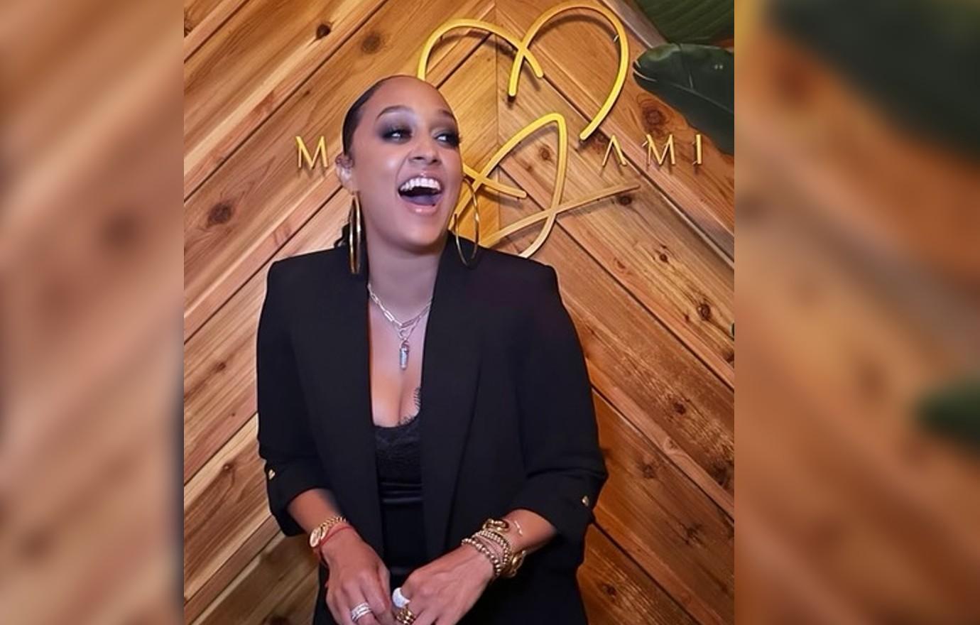 tia mowry