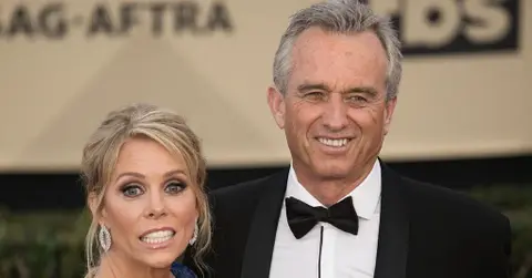 Photo of Cheryl Hines and Robert F. Kennedy Jr.