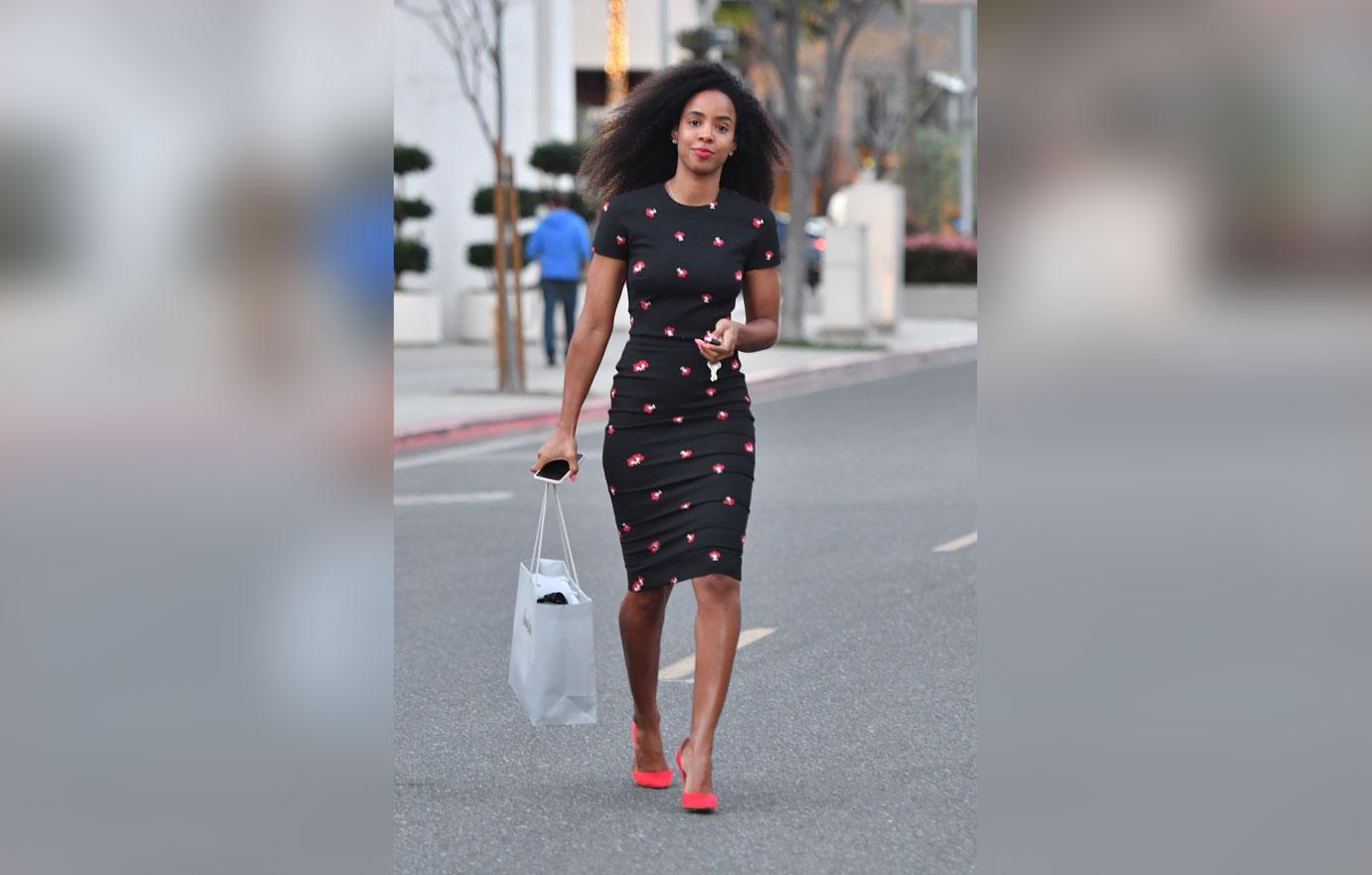 Kelly Rowland looks happy and bubbly after shopping at Neiman Marcus in Beverly Hills