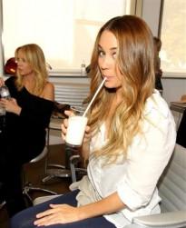 2010__05__Lauren_Conrad_May5newsneb 205×300.jpg