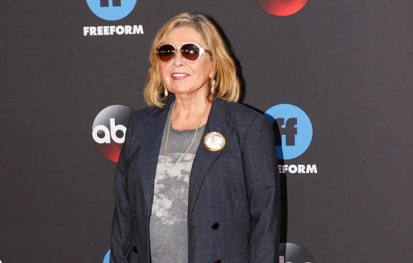 roseanne barr post photo with donald trumpjpg