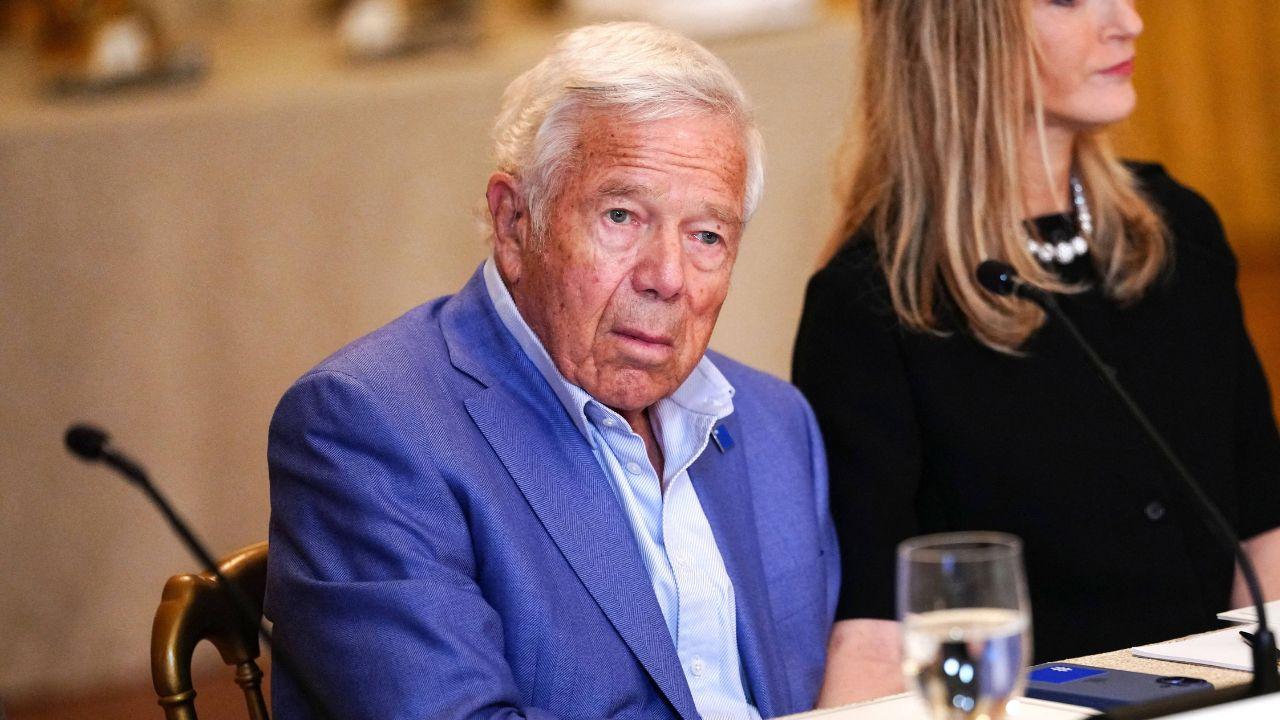 Photo of Kraft lectured Sheeran on his view of the Israeli-Palestinian conflict.