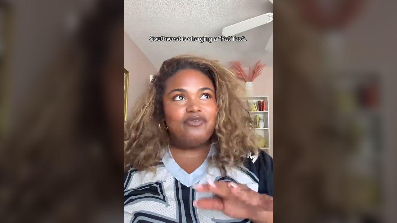 Image of some netizens support the TikToker for speaking out, but others are calling her out for having a problem with having to pay extra for a seat.