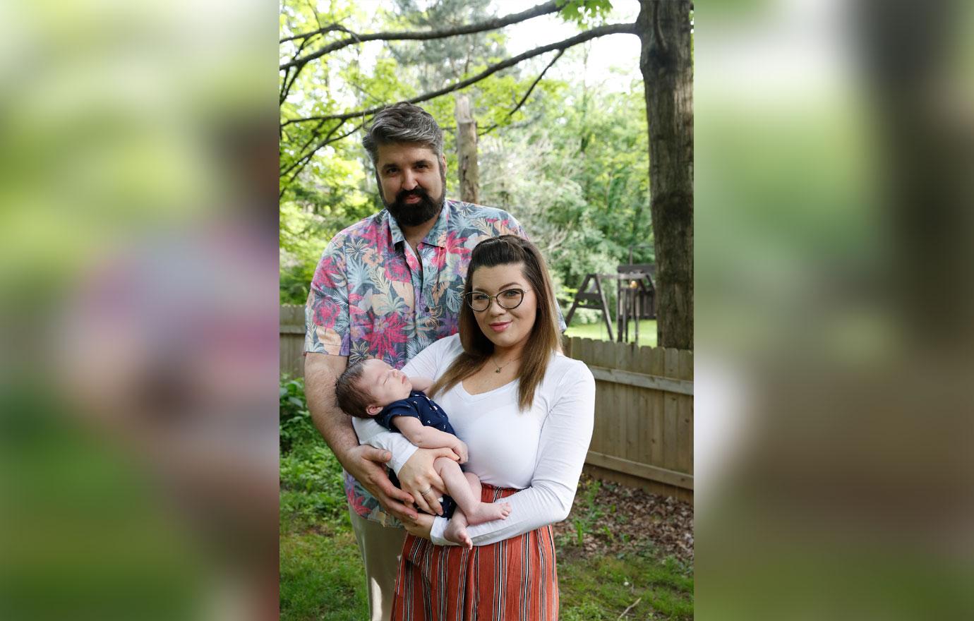 teen mom amber portwood shares okay to fall apart after fans claim shes on drugs