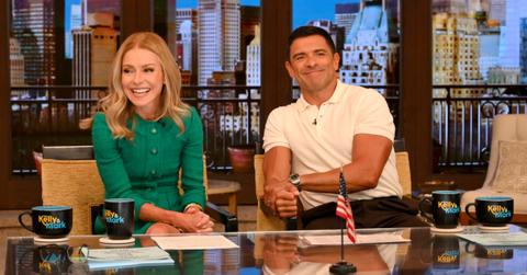 Photo of Kelly Ripa and Mark Consuelos.