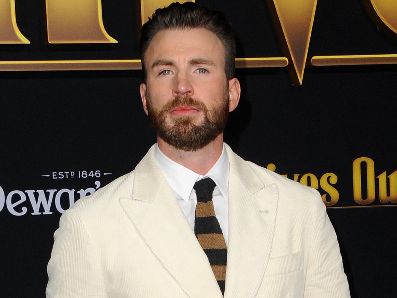 celebrities-nude-slip-chrisevans