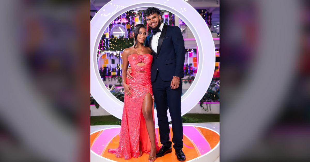 Photo of Andy Cohen is set to host alongside Ariana Maddox.