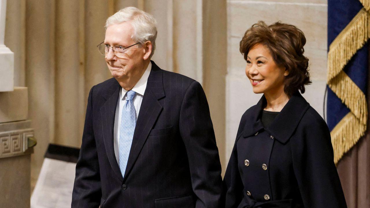 Image of Mitch McConnell’s vote helped advance the farm bill from committee on a 12–11 vote.
