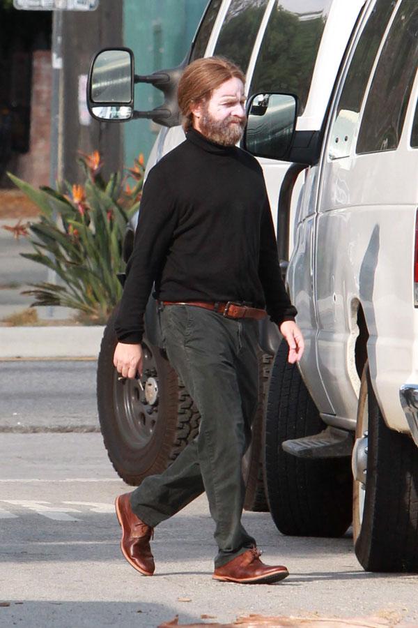 Zach galifianakis skinny face paint 02