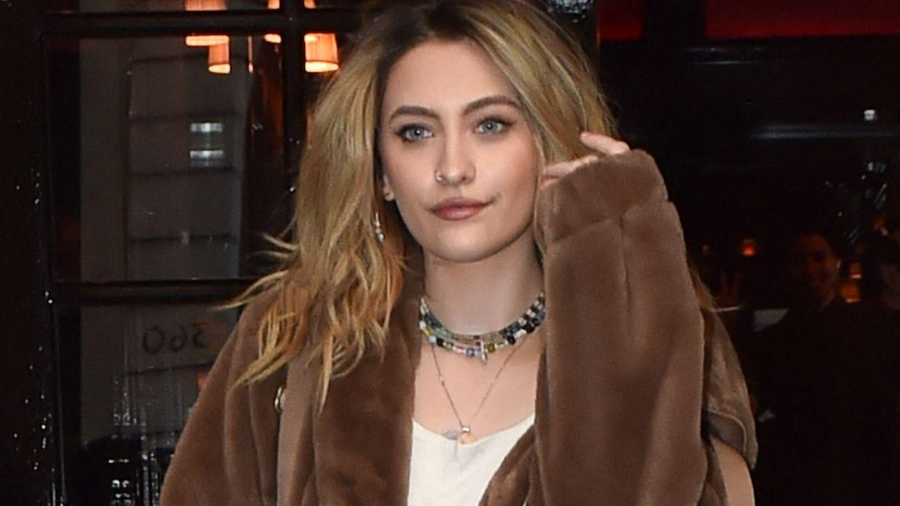 Image of Paris Jackson flaunted a bold new makeup look at Paris Fashion Week.