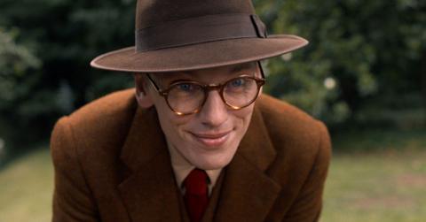 who is mr whatsit in stranger things season holly imaginary friend