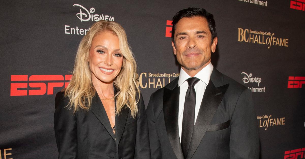 Image of Kelly Ripa and Mark Consuelos reflected on the early days of their marriage during 'Live.'