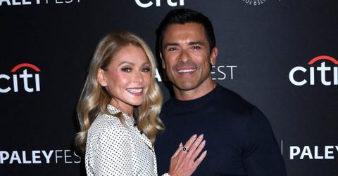 mark consuelos doesnt know kelly ripa love language