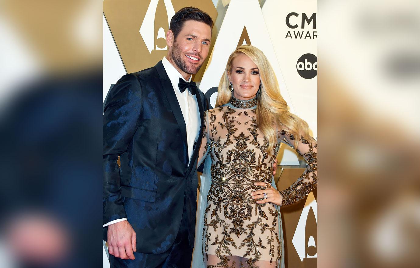 Carrie Underwood's husband, Mike Fisher, says he supports Aaron Rodgers