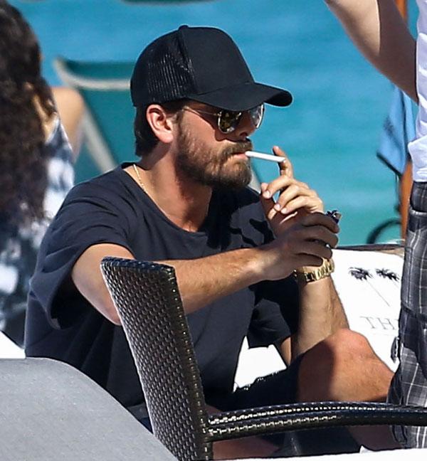 Scott disick dumps kourtney kardashian 03