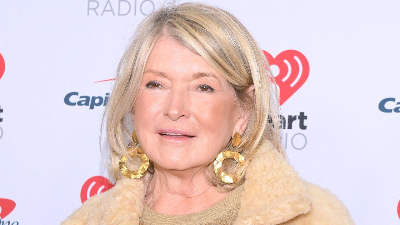 Photo of Martha Stewart claimed she heard Meghan Markle talking about her recent meeting with King Charles at a dinner party.