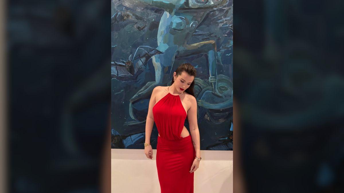 Image of Bella Thorne re-proposed to Mark Emms.