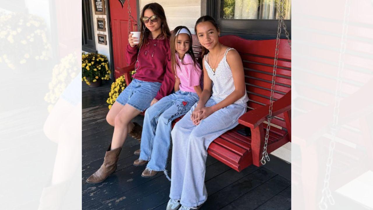 Image of Chad Lowe and Kim Painter also share daughters, Mabel and Nixie. 