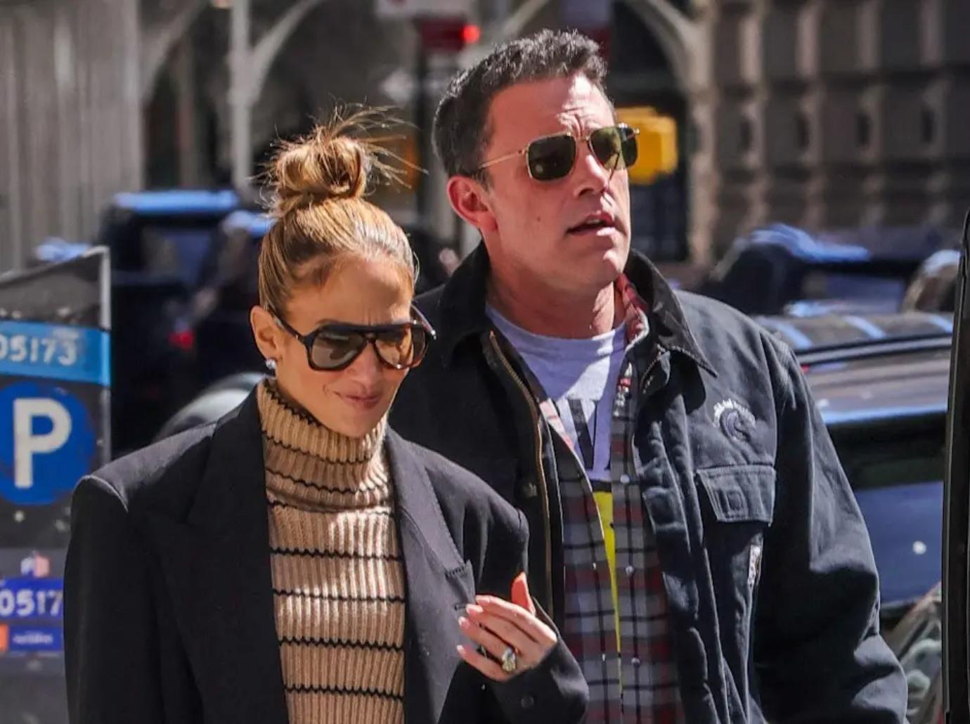 ben affleck bought new  million la mansion jennifer lopez birthday