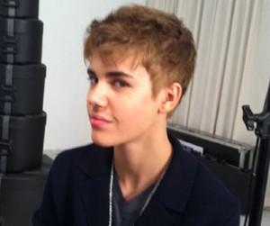 2011__02__Justin_Bieber_Hair_Feb21news1 300×259.jpg