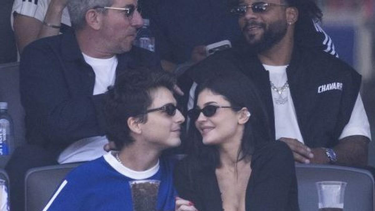 timothee chalamet kylie jenner world cup