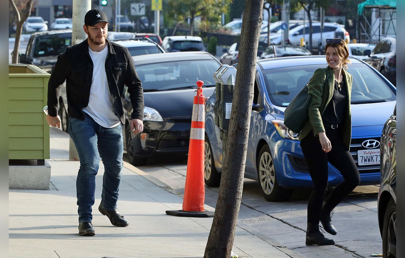 Katherine Schwarzenegger laughs at chris pratt