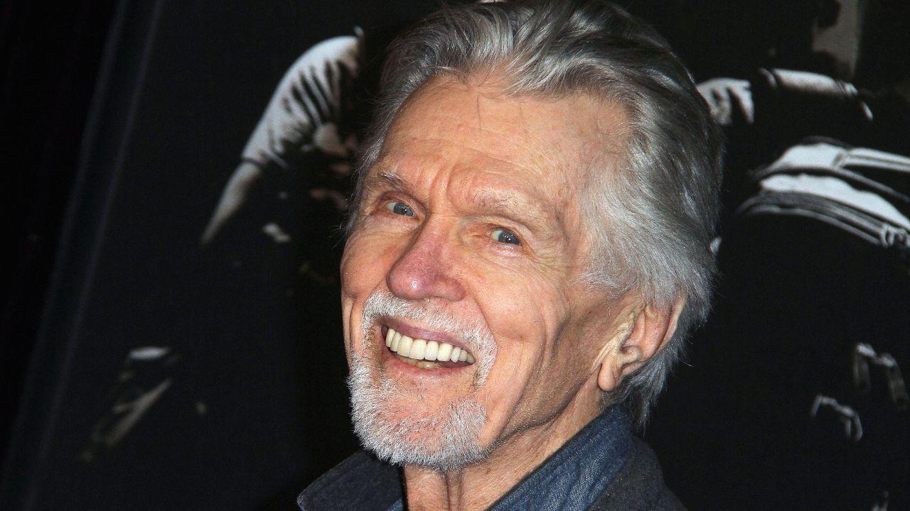 Image of Tom Skerritt
