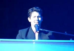 2011__03__Nick_Jonas_March21newsnea 300×210.jpg