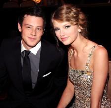 2010__02__taylor_swift_cory_monteith_Feb3 225&#215;219.jpg