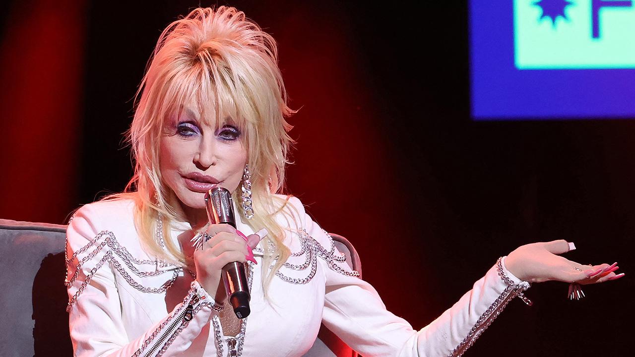 Dolly Parton