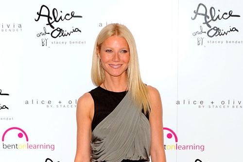 2011__06__Gwyneth_Paltrow_June16_2122.jpg