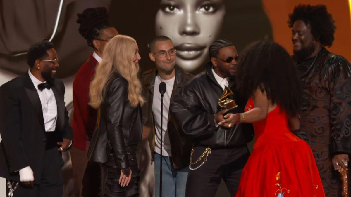 grammy awards wildest most viral moments