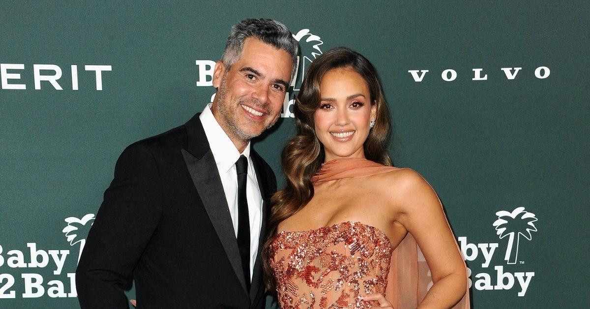 image of Jessica Alba recently finalized her divorce from Cash Warren.